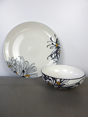 Dandy Monsoon Chrysanthemum Dish Set