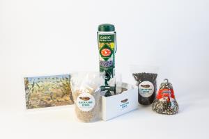 Bird Feeding Starter Pack