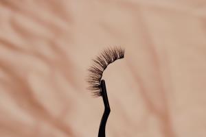 Magnetic Lash Tweezers
